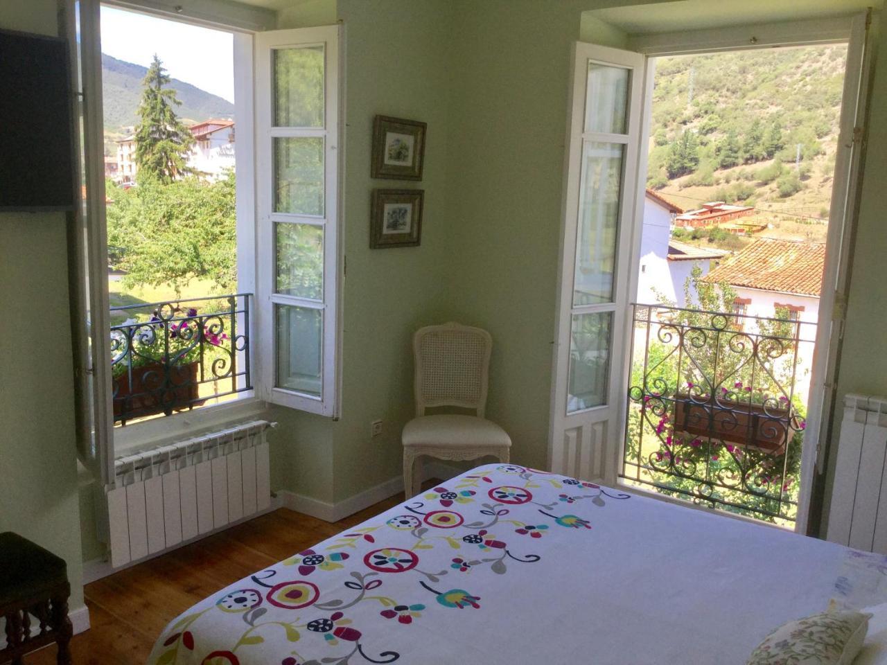 Villa Elena Potes Extérieur photo